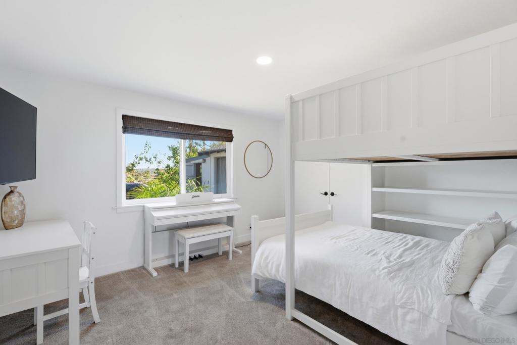 MLS #250035370SD image #31