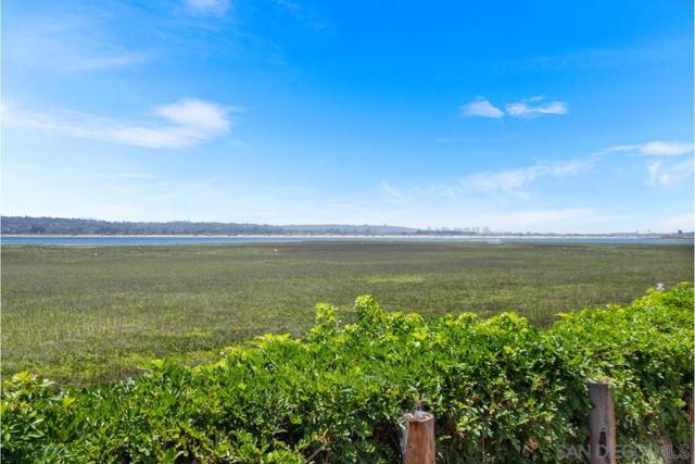 4007 Crown Point Drive, San Diego CA: https://media.crmls.org/mediaz/d3557ab6-62f4-4f7b-bf23-28f2ea0fb4b1.jpg
