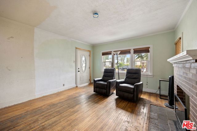 9234 Guess Street, Rosemead CA: https://media.crmls.org/mediaz/d3557c8b-64e6-49be-bd7d-62c10f5faeb8.jpg