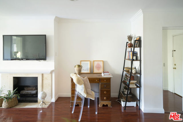 1111 Summertime Lane photo 3