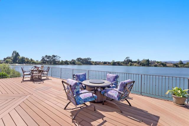345 Cutter Lane, Watsonville CA: https://media.crmls.org/mediaz/d355c2fa-54a0-48a1-b5dc-f67263adbe98.jpg