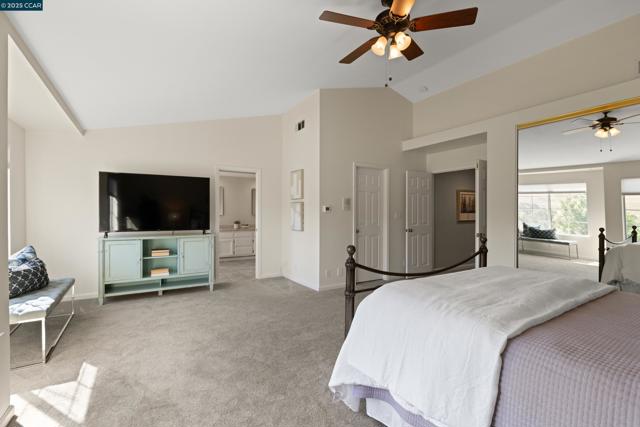 315 Glasgow Circle, Danville CA: https://media.crmls.org/mediaz/d3561e59-8f7f-41b1-a050-30402f2b6204.jpg