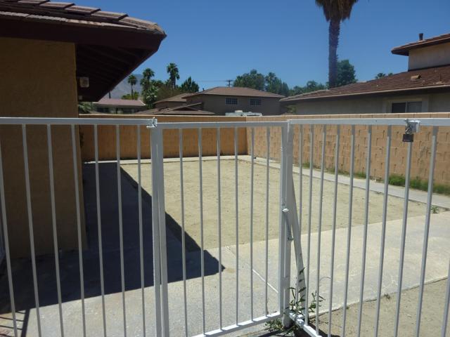 32550 Shifting Sands Trail, Cathedral City CA: https://media.crmls.org/mediaz/d3571601-532b-4c0d-912d-2c9fe2e4a2c7.jpg