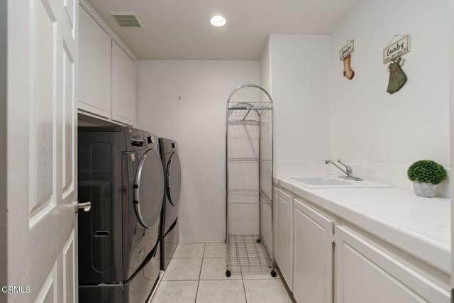 664 Corte Regalo, Camarillo CA: https://media.crmls.org/mediaz/d3572f3f-61e0-4f1e-a603-ef091003ed1f.jpg