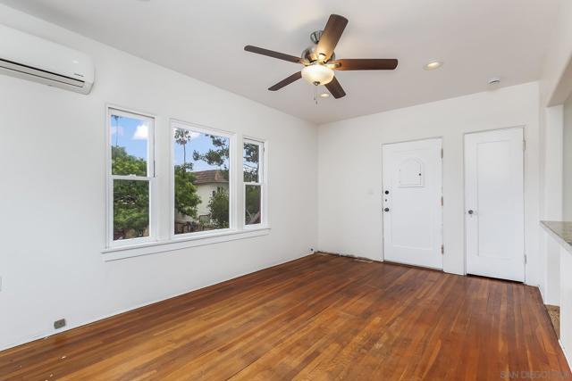 4438 44 Campus, San Diego CA: https://media.crmls.org/mediaz/d357c42a-c144-4749-b4b6-f6a99d14f20f.jpg