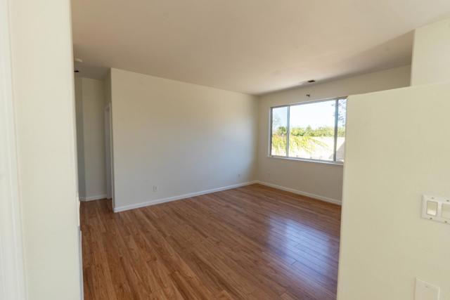 441 Adrian Court, Hollister CA: https://media.crmls.org/mediaz/d358b026-7bb0-4674-b0cb-95fe3bf72e68.jpg