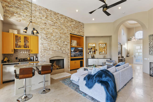 79918 Mission E Drive, La Quinta CA: https://media.crmls.org/mediaz/d3599066-1a23-44d3-adf8-cbbbcc72921e.jpg
