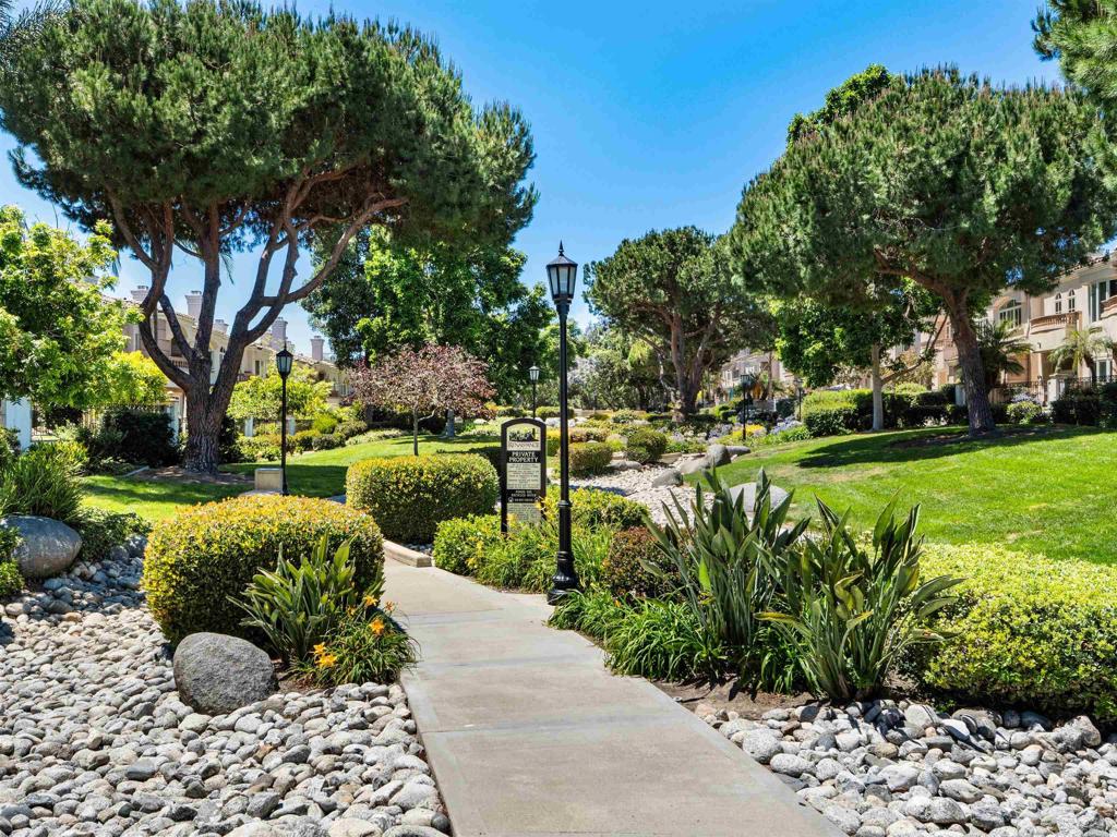 7275 Calabria Ct - photo 17