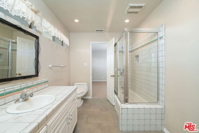 14972 CAMAROSA Drive, Pacific Palisades CA: https://media.crmls.org/mediaz/d35a0944-5de4-4356-8986-5c2ecb15bd72.jpg