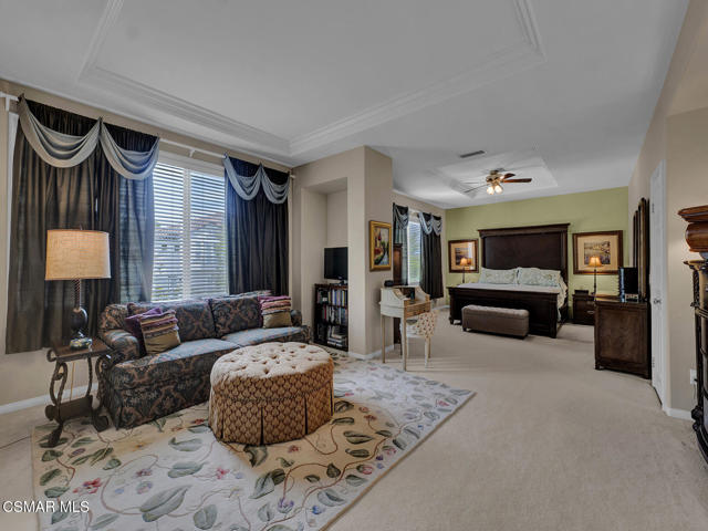 331 Briar Bluff Circle, Thousand Oaks CA: https://media.crmls.org/mediaz/d35a5707-5e37-4bd9-8236-c57dbc659bf3.jpg