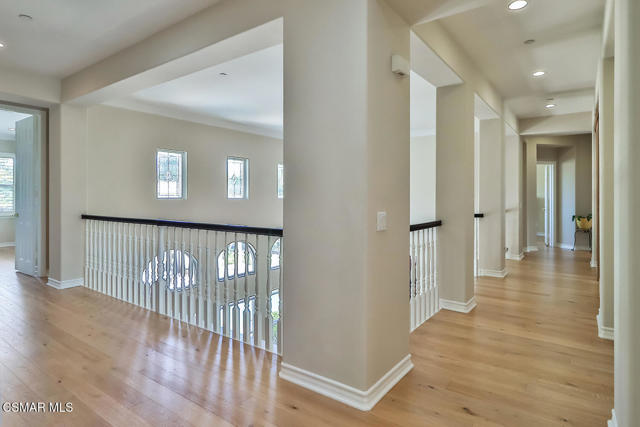 164 Via Sandra, Newbury Park CA: https://media.crmls.org/mediaz/d35b7f85-257b-41a1-bd48-b6b61f394fee.jpg