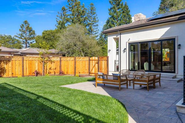 18071 Saratoga Los Gatos Road, Monte Sereno CA: https://media.crmls.org/mediaz/d35c5a50-80ed-4053-a316-b667b0b380ca.jpg