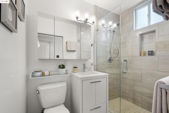 3555 17th St., San Francisco CA: https://media.crmls.org/mediaz/d35c687b-5d7d-4e7b-8778-6d2ac13d2888.jpg
