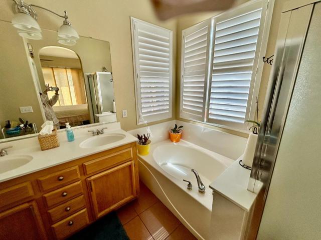 1732 W Westlake Drive, Roseville CA: https://media.crmls.org/mediaz/d35cad70-bbf1-4af4-8646-2bc044ef2a0b.jpg