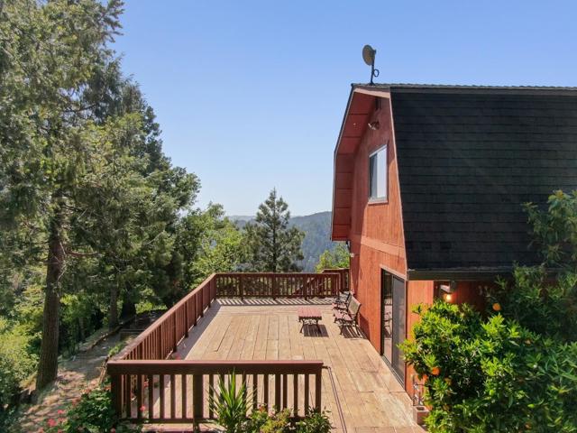 1315 Sunset Ridge Road, Los Gatos CA: https://media.crmls.org/mediaz/d35d1c06-6897-4e93-8696-08c63fdc8a2c.jpg