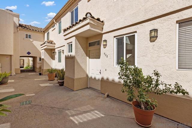 6161 Calle Mariselda, San Diego CA: https://media.crmls.org/mediaz/d35d28d9-f08d-4b96-ab9d-1c62033f3ba7.jpg