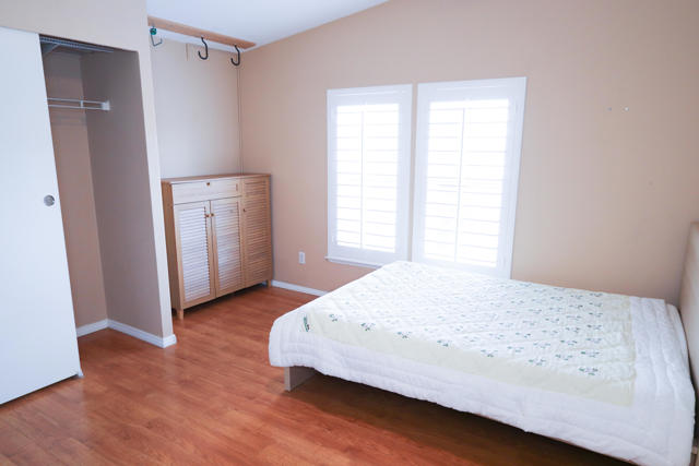 Image 11 of 18 For 14777 Palm Drive 83