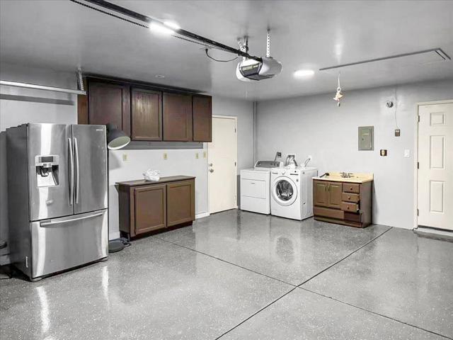 Image 26 of 34 For 3114 Vermilion Court