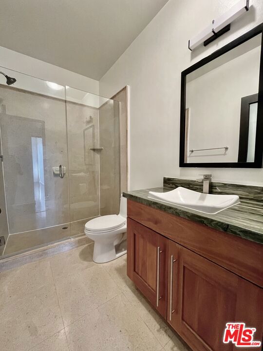 1505 Purdue Avenue, Los Angeles CA: https://media.crmls.org/mediaz/d35e07e3-a2cb-4cbb-8acb-5716bb249154.jpg