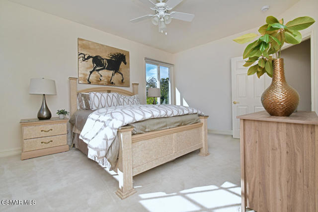 31775 Oak Ranch Court, Westlake Village CA: https://media.crmls.org/mediaz/d35e552b-1d7a-4d19-a2b3-f6d00f15a956.jpg