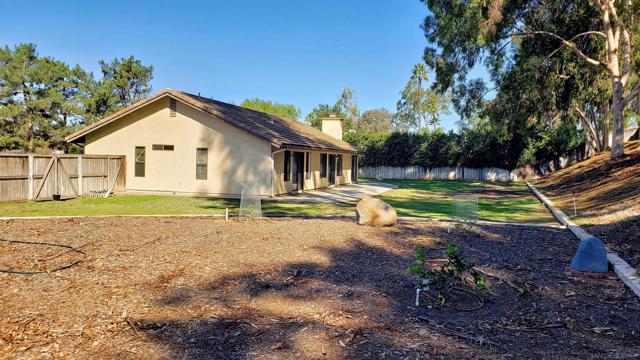 Image 19 of 20 For 15875 Dogwood Court