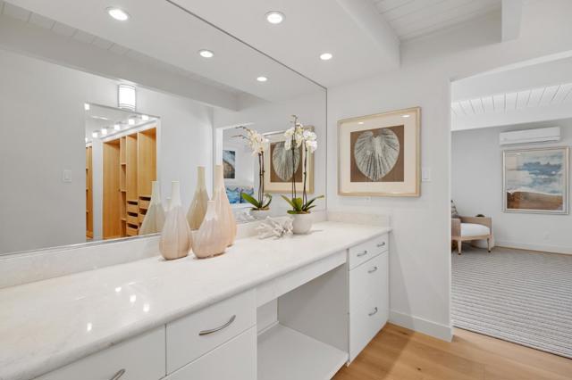 2989 Dolores Way, Burlingame CA: https://media.crmls.org/mediaz/d35ea250-2de4-4958-9c9f-afde50109cfd.jpg