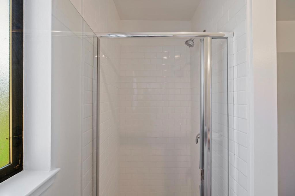 https://media.crmls.org/mediaz/d35f0a78-9f98-47fa-8200-39ca0a647a5a.jpg?preset=X-Large