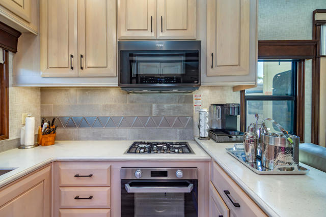 69411 Ramon Road, Cathedral City CA: https://media.crmls.org/mediaz/d35fe6fa-fafb-4ff5-a15f-1627cf5a20d5.jpg