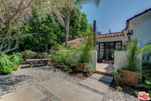 1240 OLIVE Drive, West Hollywood, California 90069, 3 Bedrooms Bedrooms, ,3 BathroomsBathrooms,Residential Lease,For Sale,OLIVE,22188353