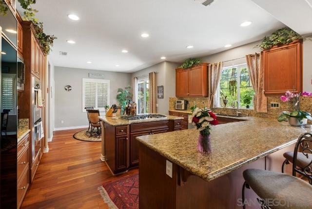1797 Lemon Tree Court, San Marcos CA: https://media.crmls.org/mediaz/d36143e5-26aa-499d-8195-e517540ce4dd.jpg