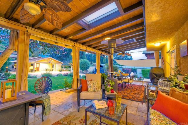 3097 Hidden Creek, Escondido CA: https://media.crmls.org/mediaz/d3617adc-7f8f-4dbe-a488-399287b4af36.jpg