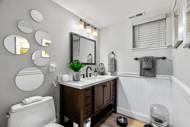 2146 Penasquitas Drive, Aptos CA: https://media.crmls.org/mediaz/d361f207-5969-471c-9b79-8004bd314b92.jpg