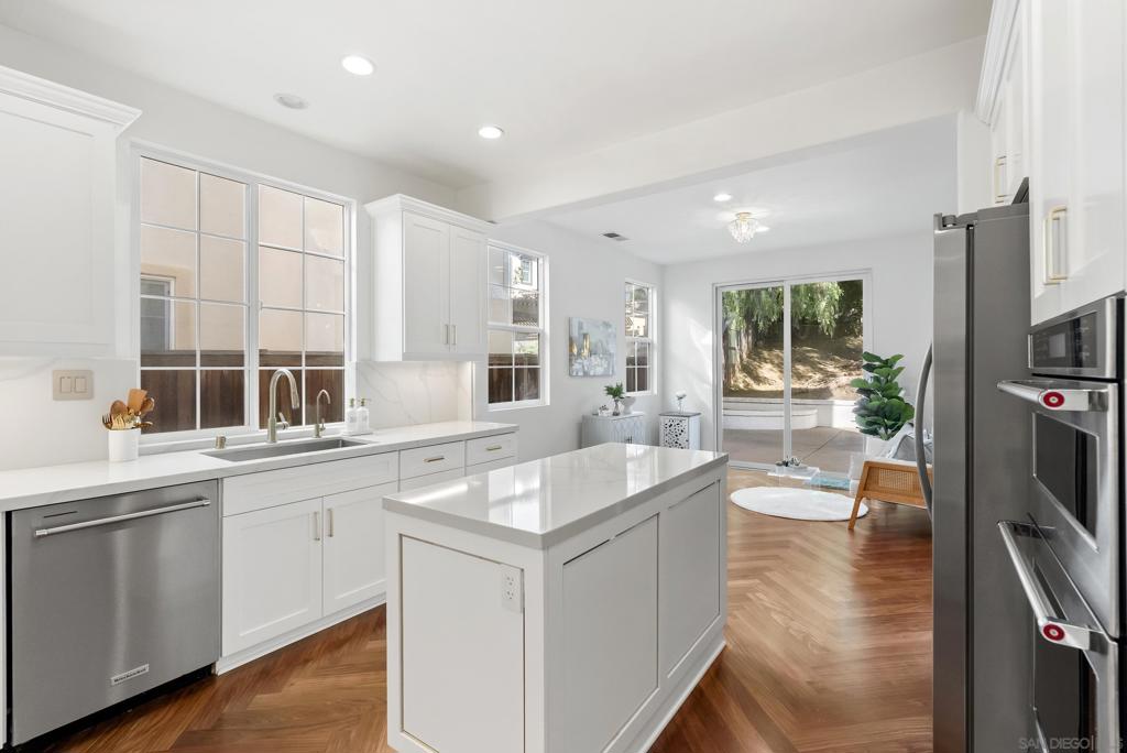 1719 Thorley Way - photo 13