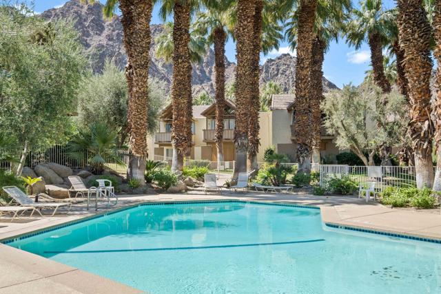 78130 Cortez Lane, Indian Wells CA: https://media.crmls.org/mediaz/d363a973-c309-47f7-927d-b799c55fd539.jpg