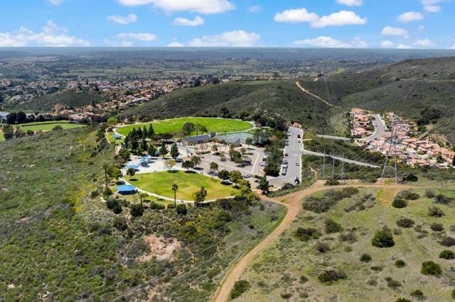 9959 Riverhead Dr, San Diego CA: https://media.crmls.org/mediaz/d3641f98-8a3f-4e95-b10b-4f0cb7b12d52.jpg