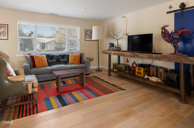 320 5th Street, Solvang CA: https://media.crmls.org/mediaz/d3644151-d32c-4a90-894a-3fc0fa99553e.jpg