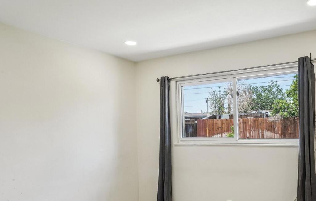 MLS #219131082DA img 35