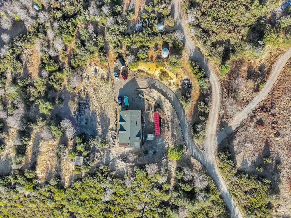 https://media.crmls.org/mediaz/d364ac88-ea44-4ea3-a13c-0945371bba4f.jpg?preset=X-Large