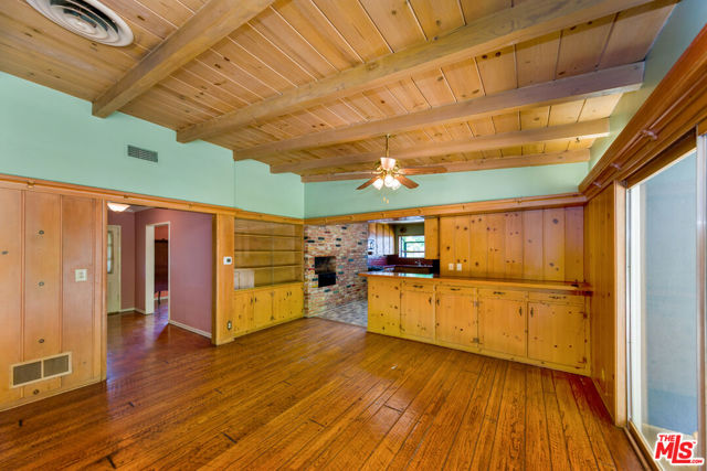 4944 Texhoma Avenue photo 5