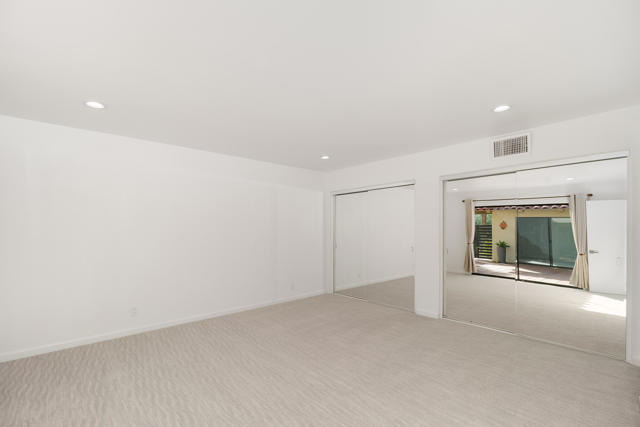 49835 Adelito Drive, La Quinta CA: https://media.crmls.org/mediaz/d3657f7b-c9ea-4611-b858-f9f6b1b8e0ad.jpg