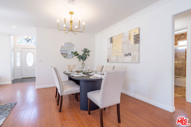 15065 Vose Street, Van Nuys CA: https://media.crmls.org/mediaz/d3666b85-b9b0-40a3-b6b5-231415d2360e.jpg