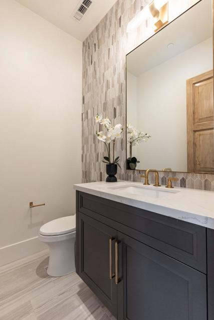8220 Manjares Road, Monterey CA: https://media.crmls.org/mediaz/d367b845-a5d3-4cd1-a7ef-1bf46af5e59f.jpg