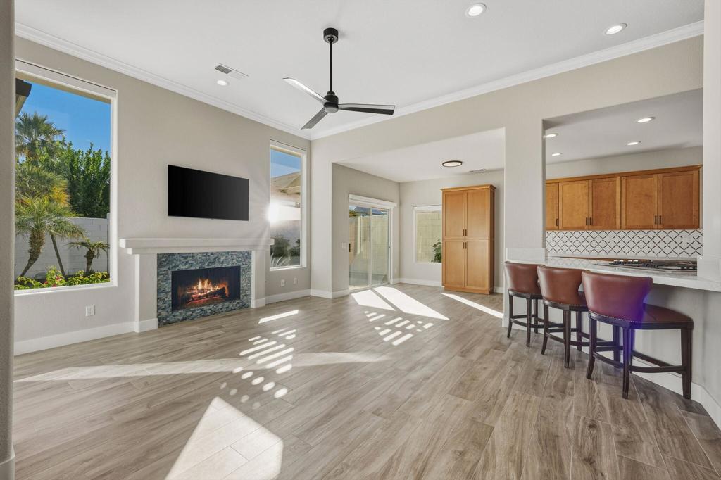 MLS #219137893DA image #9