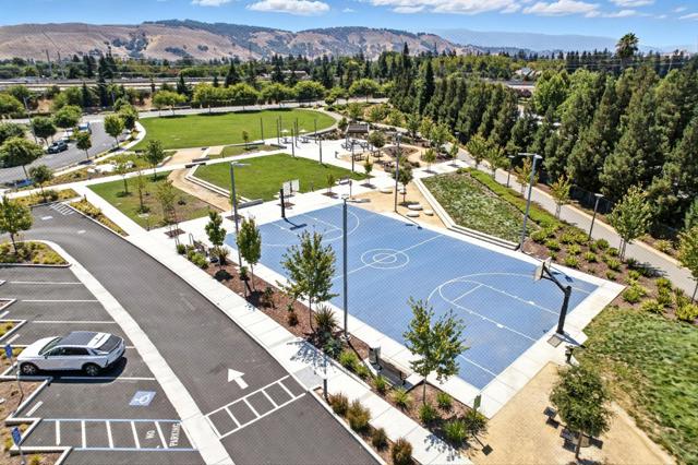5713 Immersion Loop, San Jose CA: https://media.crmls.org/mediaz/d36a3c30-3382-4fd9-9b42-bda63815fed8.jpg