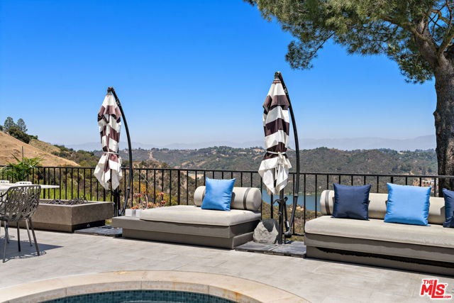 1962 Stradella Road, Los Angeles CA: https://media.crmls.org/mediaz/d36a3ef6-e67c-4b79-b0a1-ebf200160f21.jpg