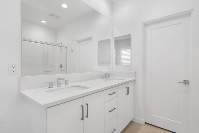 Detail Gallery Image 17 of 40 For 35923 Hinskey St, Palm Desert,  CA 92211 - 3 Beds | 2/1 Baths