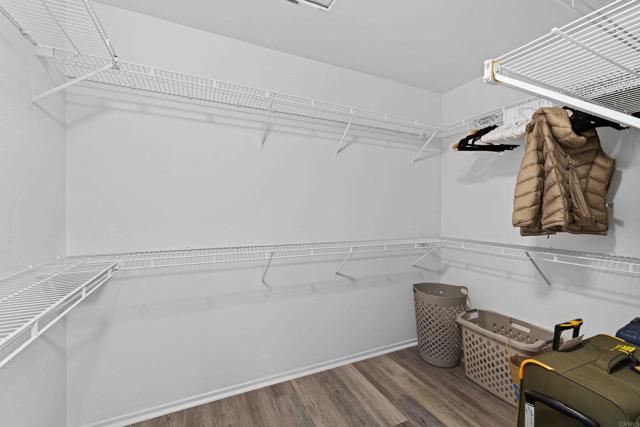 Image 34 of 53 For 732 Poppy Road