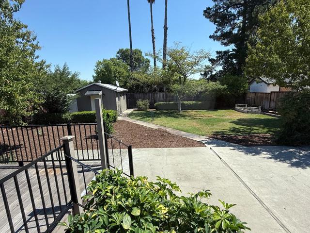 1054 Dale Place, Concord CA: https://media.crmls.org/mediaz/d36b7afe-acac-45b0-a47b-be5ec039f6e6.jpg