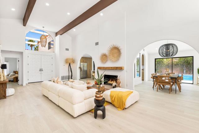 34 Lincoln Place, Rancho Mirage CA: https://media.crmls.org/mediaz/d36b8132-53ba-4454-a484-25c7bf909b6f.jpg