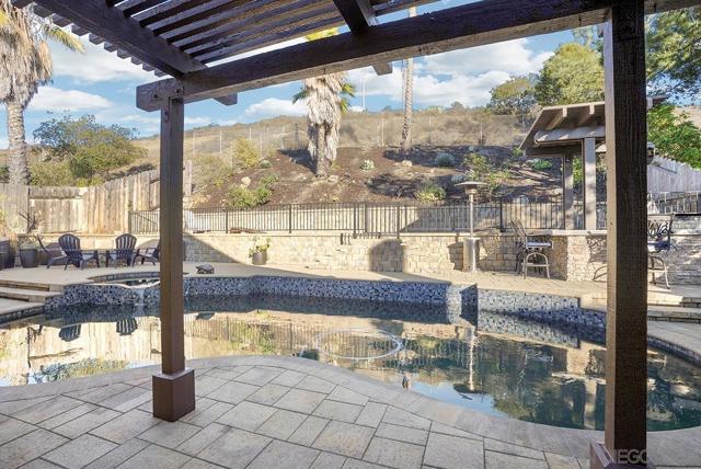 13647 Paseo Cardiel, San Diego CA: https://media.crmls.org/mediaz/d36ca73f-12c9-4b98-b450-e24389bc57e7.jpg